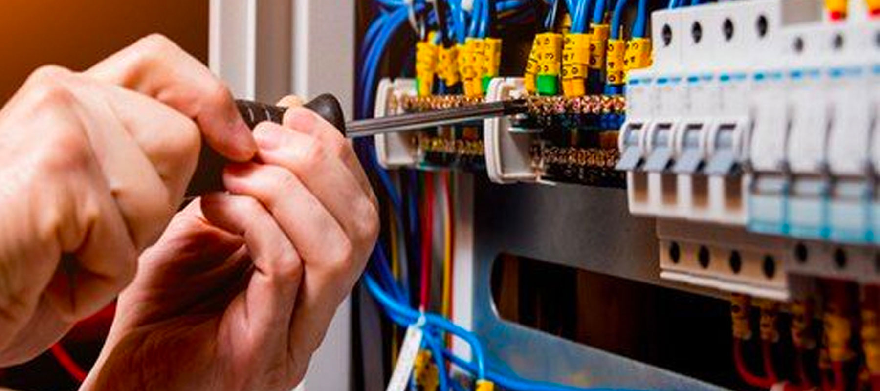 Commercial Electrical Services Gardena | US Electrical