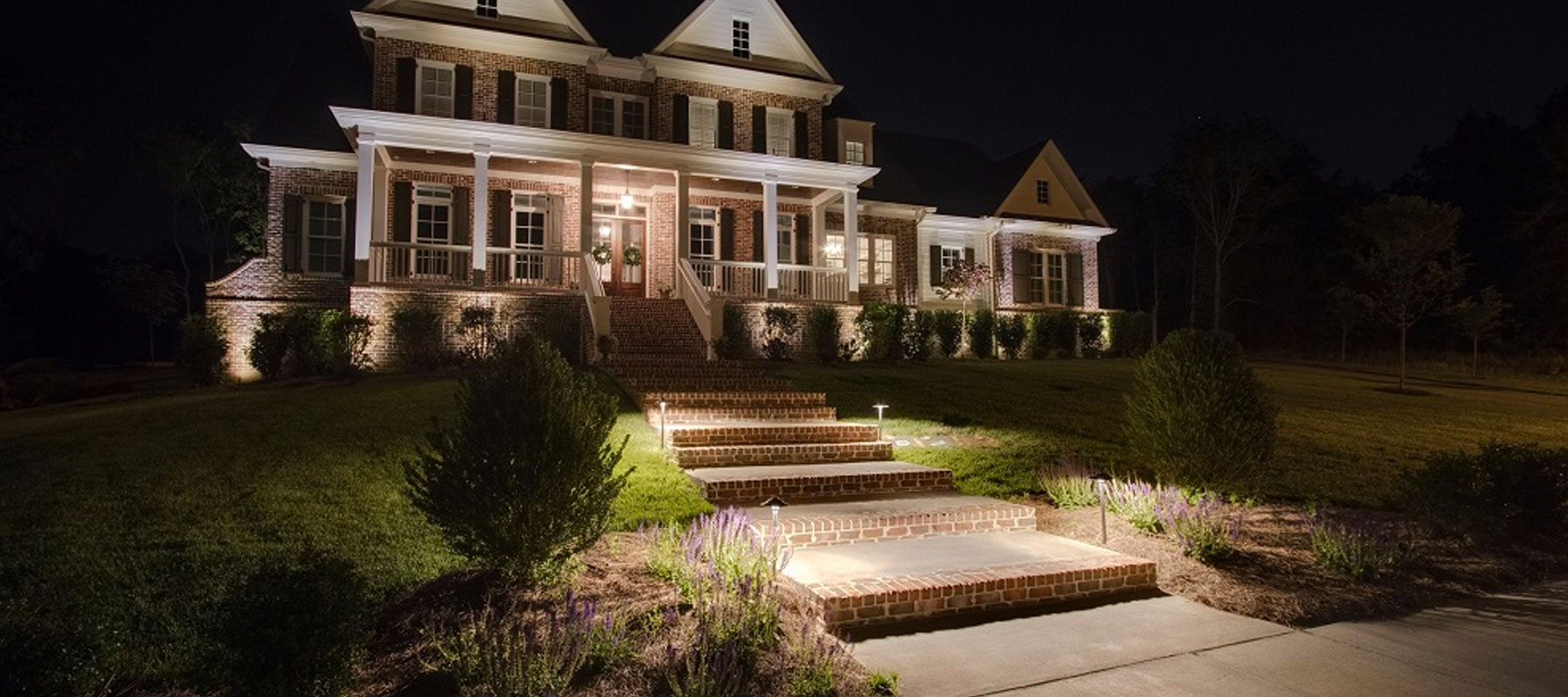 outdoor-lighting-maintenance-us-electrical-2 Outdoor Lighting Maintenance | US Electrical