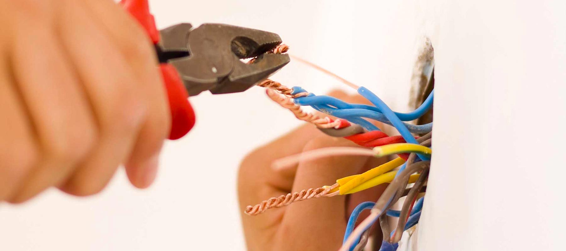 How Can Rewiring A House Help You | US Electrical